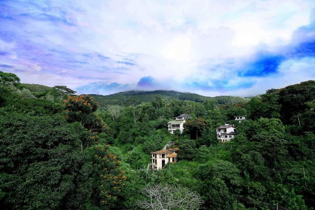 Hillcrest Villa Peradeniya Esterno foto