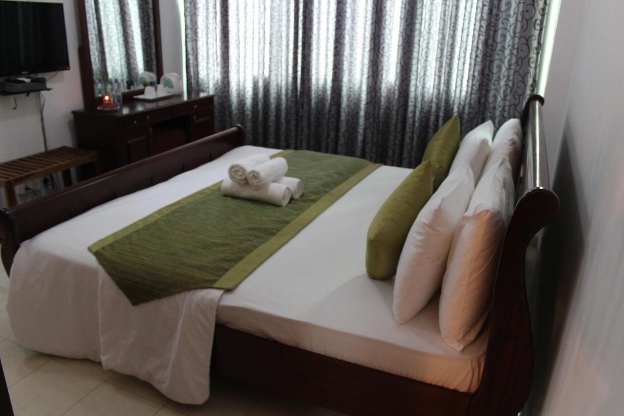 Hillcrest Villa Peradeniya Esterno foto