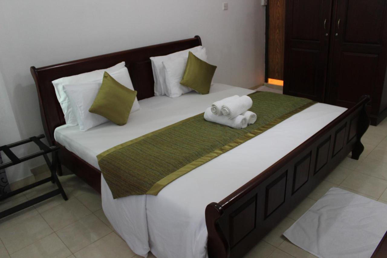 Hillcrest Villa Peradeniya Esterno foto